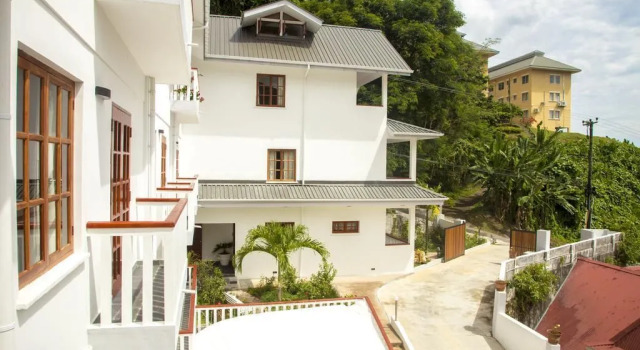 Hilltop Boutique Hotel, Buchen Sie Boutique Victoria Mahé
