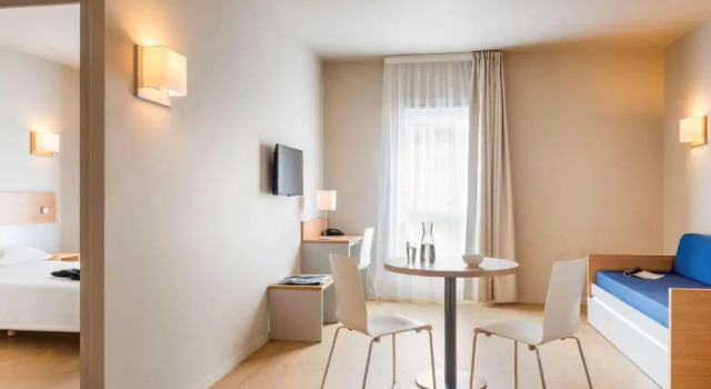 Апартаменты Aparthotel Adagio Access Dijon République