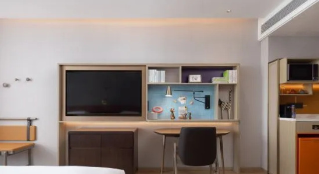 Четырёхместный люкс Home2 Suites By Hilton Hotel Guangzhou Baiyun International Airport Branch