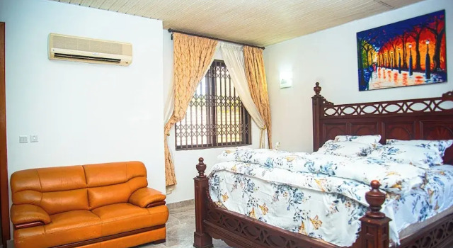Eey Kay Booking Ghana, Reserva ahora Hotel Hoteles en Gran Acra con aparcamiento, Aparcamiento
