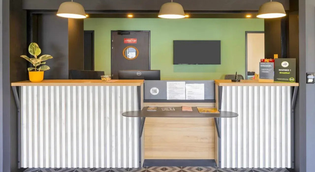 BB HOTEL Carcassonne Rocadest La Cite, Rezerwuj Hotel Carcassonne Aude