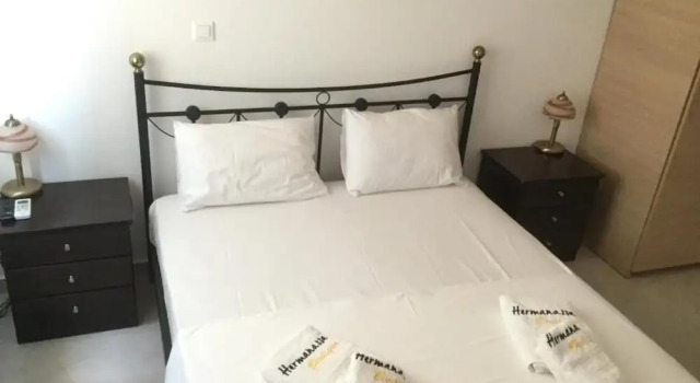 Boutique Hotel Hermanassa, Забронировать Бутик-отель Отели Эрмуполиса 4 звезды, рядом с Музей промышленности Эрмуполи, 4*