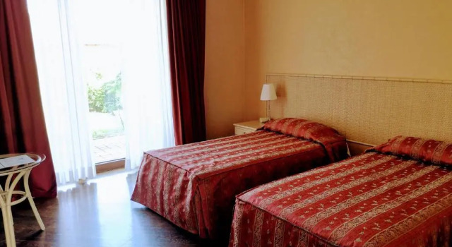 Двухместный номер Economy Отель Serravalle Golf