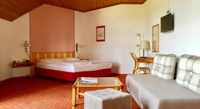 Hotelresort Klopeinersee, Забронировать Отель Отели Фёлькермаркт с парковкой, Парковка
