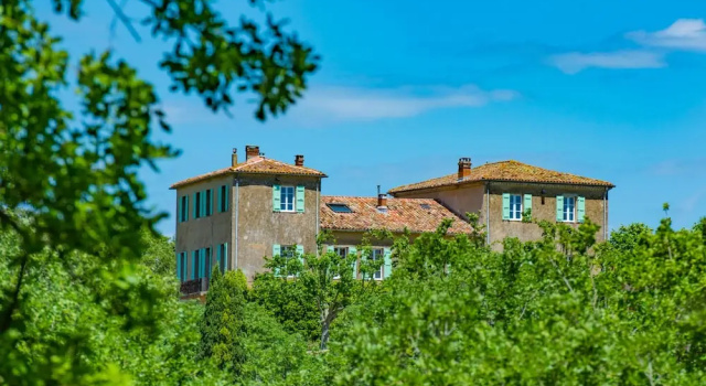 Bastide Saint-Estève, Rezervasyon Misafirhane Green Provence otoparklı oteller, Otopark