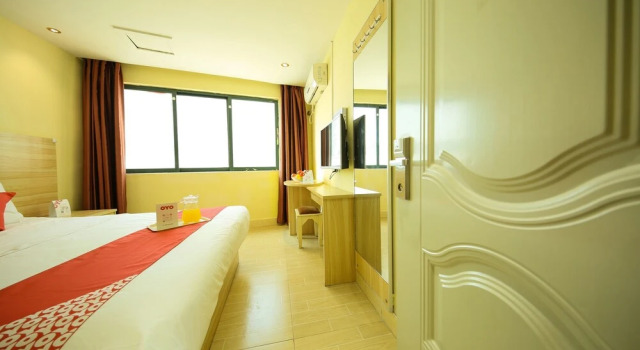 OYO 8012 Hua Yue Hotel, Buchen Sie Hotel North District China