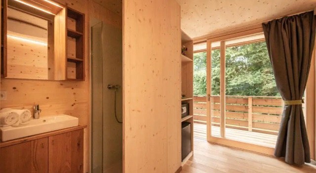 Коттедж Zur Post Kümmersbruck Hotel & Tiny Houses