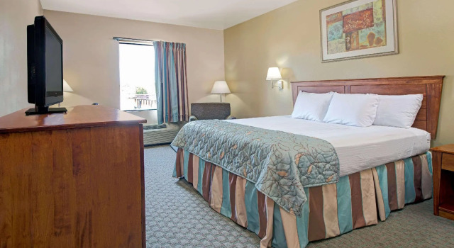 Двухместный номер Standard Days Inn by Wyndham Downtown St. Louis
