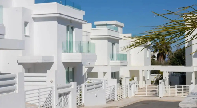 Коттедж Villa Ioli Green Bay