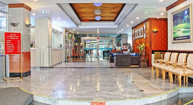 Люкс Summit Pavilion Hotel