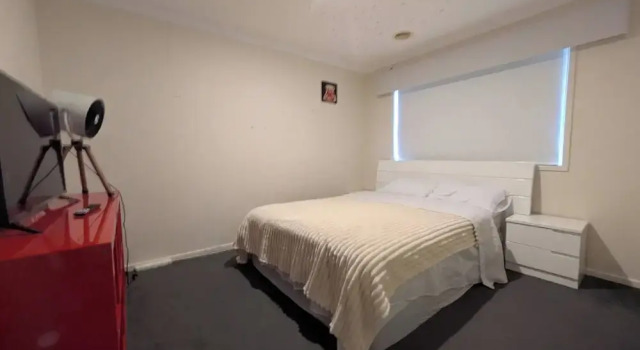 Cosy Spacious Hill Holiday Home, Prenota Hotel Drouin Gippsland