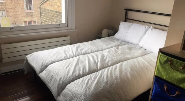 Designer and Cosy 3 bed Family Flat in Lovely Area, Забронировать Отель Отели Лондона 3 звезды, рядом с Мэнер Хаус, 3*
