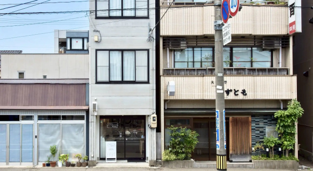 Stay & Wash, Rezervovat Hotel Hotely v Ishikawa s parkováním, Parkování