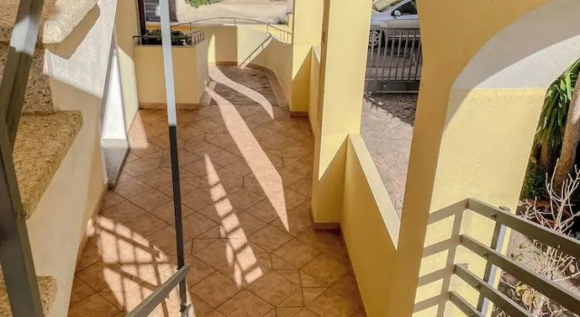 Porto Apartments - La Caletta, Забронировать Апартаменты/квартира Апартаменты Позада, Апартаменты/квартира