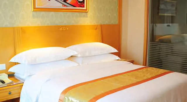 Vienna International Hotel Yueyang Railway Station Branch, Book Hotel 4-stjernede hoteller i Yueyang, 4*