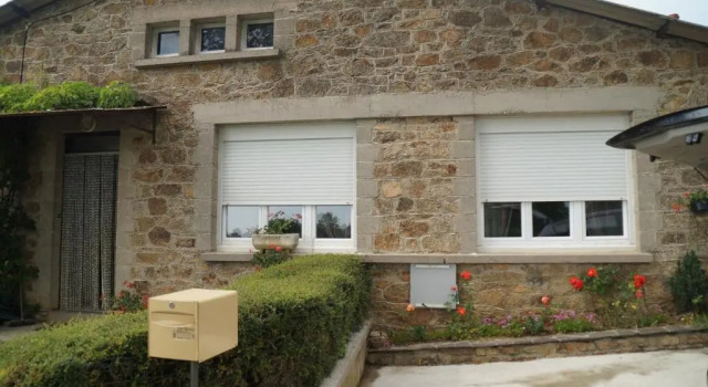 Коттедж с 3 комнатами Maison Auriac Lagast