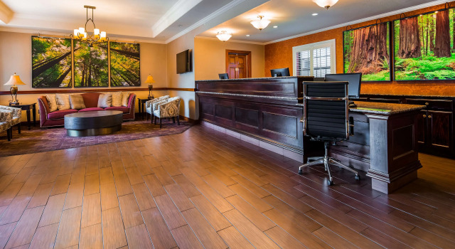 Best Western Plus Humboldt House Inn, Book Hotel Hoteller i Humboldt County med morgenmad, Morgenmad