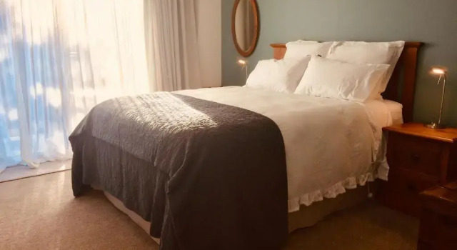Номер Deluxe Art Glass Studio