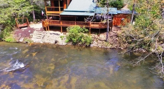 A River Runs Through It, Buchen Sie Ferienhaus Dial USA