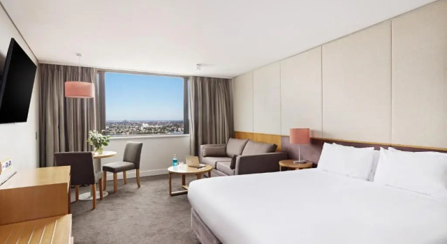 Номер Deluxe Corner View Sydney
