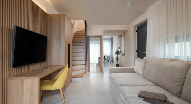 Anore Luxury Suites, Book Guesthouse Nikiti 