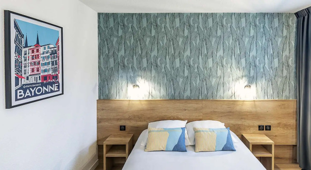 Двухместный номер Standard Цокольный этаж Ostal Pau Universite - Sure Hotel Collection by Best Western