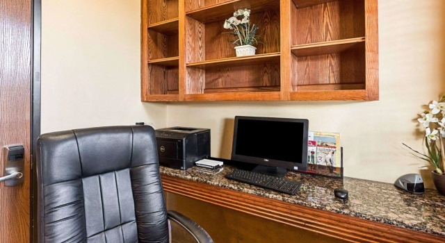 Comfort Suites McAllen Airport and La Plaza Mall