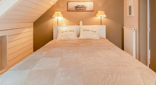 Spacious Holiday Home in Nieuwpoort With Garden, Забронировать Отель Отели Западной Фландрия 3 звезды, 3*