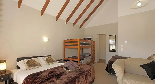 Номер Standard с 2 комнатами Big Five Motel