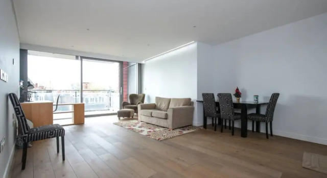 Modern 1 Bed in the Perfect Location- Very Central, Забронировать Отель Лондон Большой Лондон, рядом с Wyndham's Theatre
