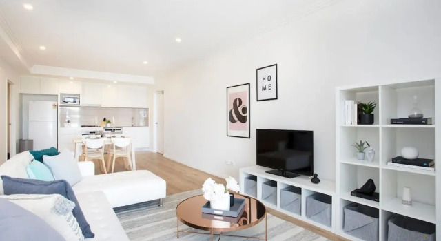 Designer Executive Apartment + Parking near Train