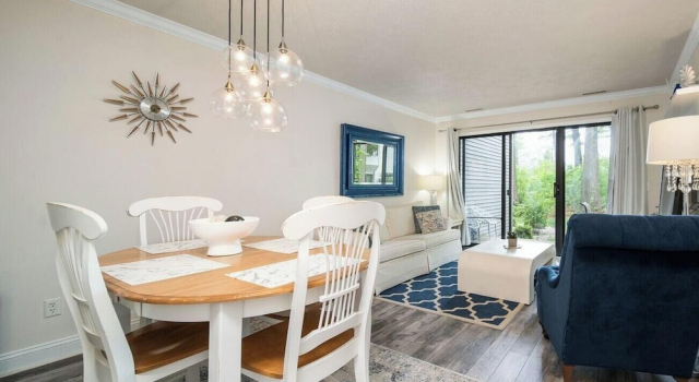 Апартаменты The Shores Lake View Condo Unit 5681