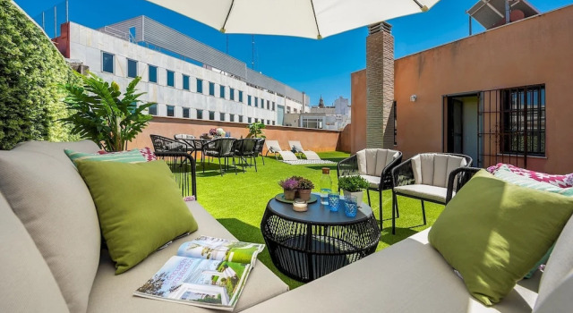 Wonderful 3 BD Duplex With a Large Private Terrace in Prime Location.. Zaragoza IV