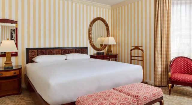 Люкс Orchard Hotel