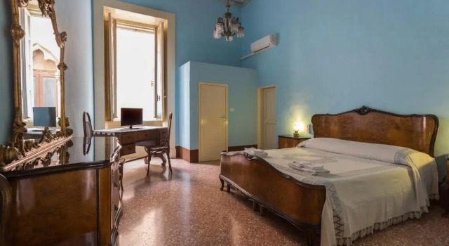 Standard Doppel Zimmer Palazzo Leuzzi B&B