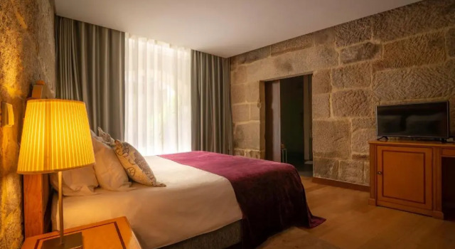 Paco da Torre de Figueiredo das Donas, Rezervovat Hotel Hotely v Beira Alta s bazénem, Bazén