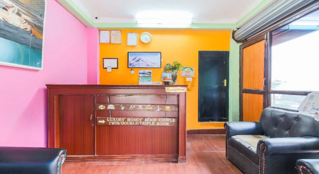 OYO 230 Mount Everest Hotel and Resort, Забронировать Курортный отель Отели Катманду 3 звезды, 3*