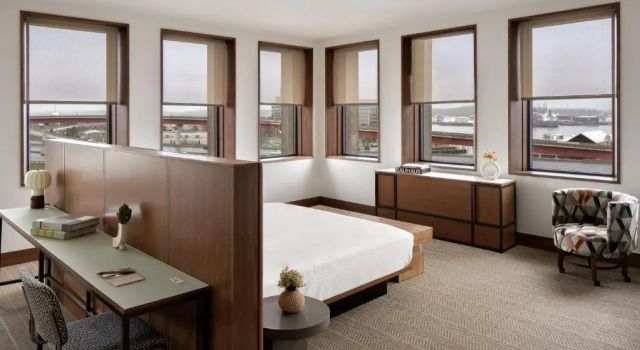 Двухместный номер Standard с видом на воду Hotel Marcel New Haven, Tapestry Collection By Hilton