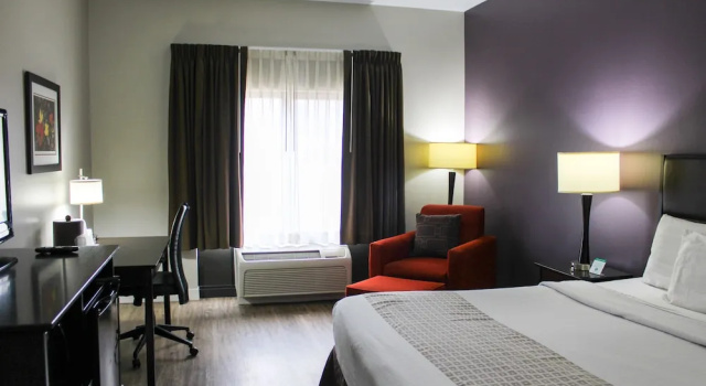 Двухместный номер Standard Parkwood Inn & Suites