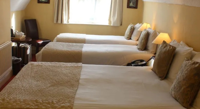 Семейный номер Standard Weston Hall Hotel Sure Hotel Collection by Best Western
