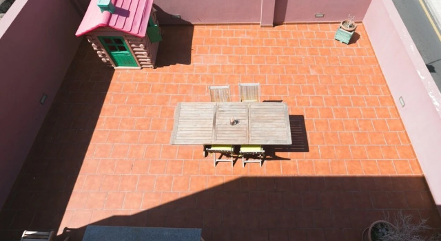 Live Las Aguas House