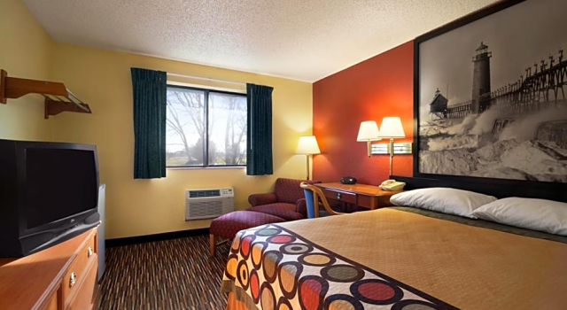 Номер Standard Super 8 By Wyndham Kalamazoo