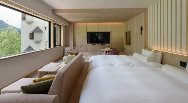 Четырёхместный семейный номер Standard с видом на реку Kamikochi Lemeiesta Hotel