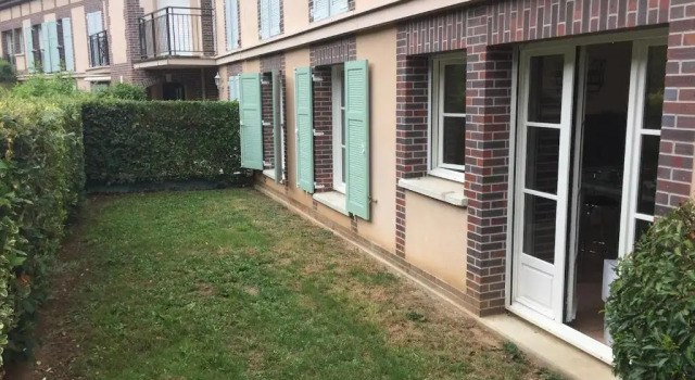 Beautiful ground floor 2 bedroom apartment, Забронировать Апартаменты/квартира Онфлер 
