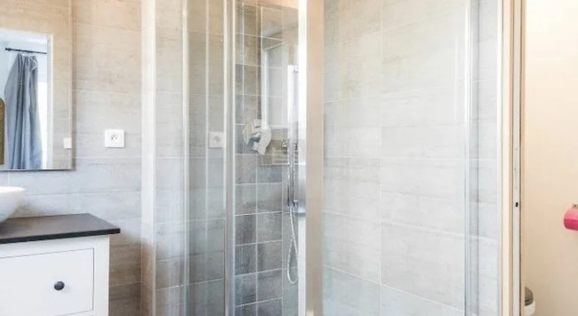 La vie en rose appartement, Забронировать Апартаменты/квартира Отели Озера Анси с парковкой, Парковка