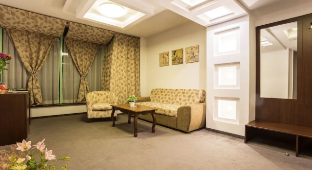 Полулюкс c 1 комнатой с балконом Earth & People Hotel & SPA