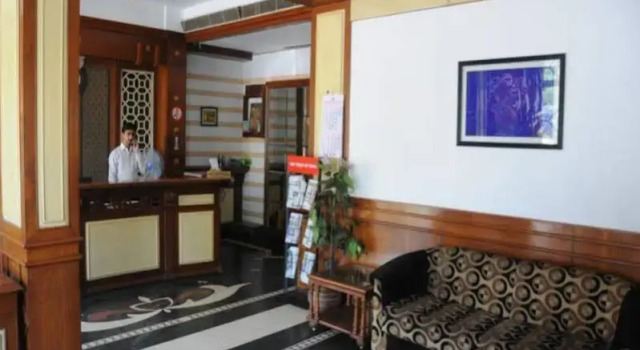 Parth Residency, Book Hotel Hoteller i Gujarat med parkering, Parkering