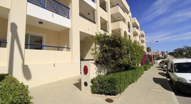 Arma O DE P RA Brightness 1 With Pool by Homing, Varaa Hotelli Porches Albufeira
