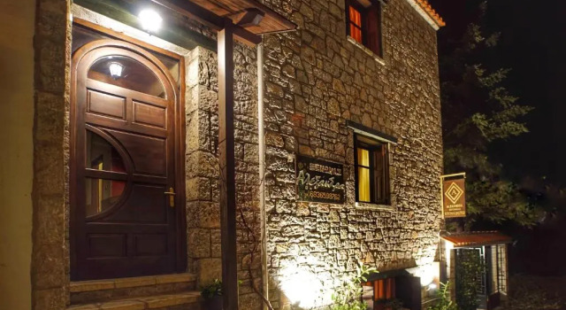 Guesthouse Alexandra, Rezervovat Hotel Eptálofos 