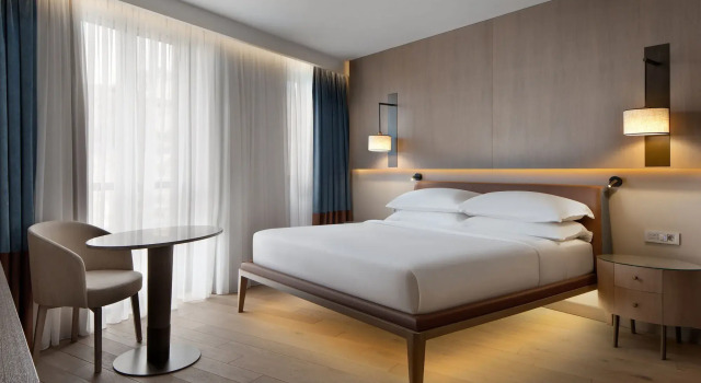 Отель Sheraton Istanbul City Center